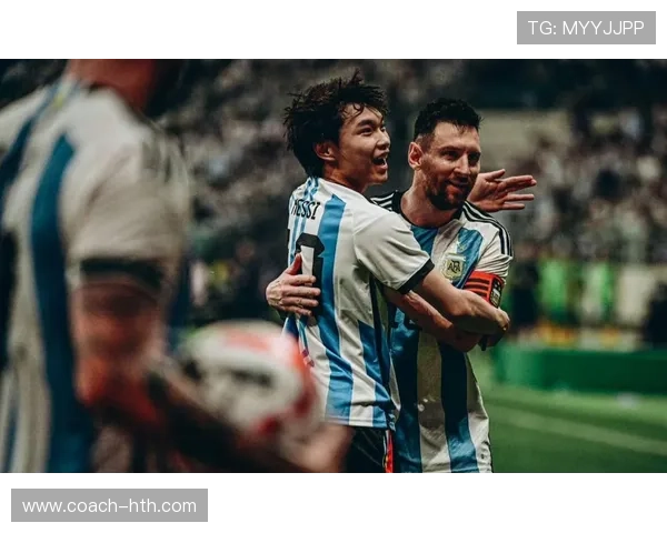 足球球星童颜展现青春活力 成为赛场上新一代偶像的崭露锋芒